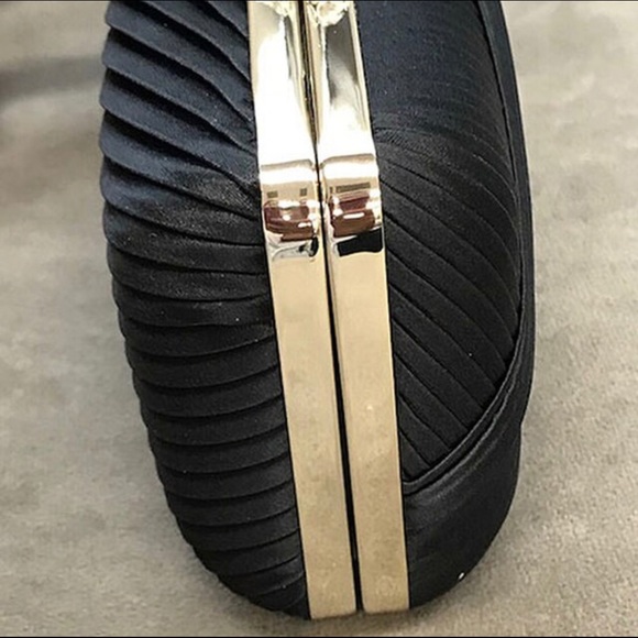 SR Tuxedo Pleated/ Crystal Ball Evening Bag, NWT - Picture 4 of 6